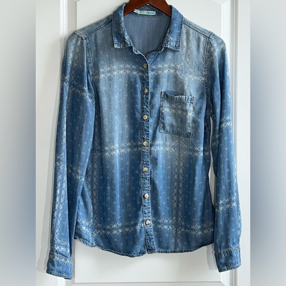 Maurices Long Sleeve Button Front Collared Top, Medium